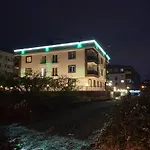 Sulduz & *